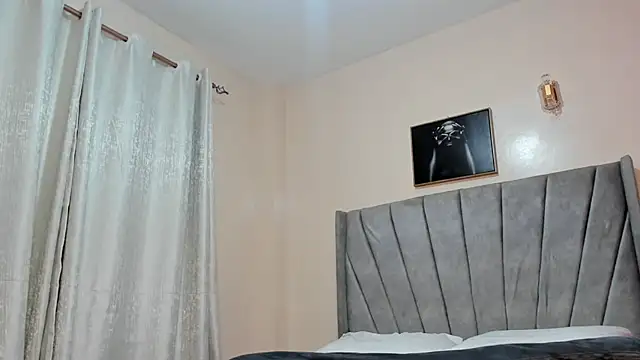 Snapshot of thee_sexy_goddess chatting on 01-24-25, 02:39 thee sexy goddess online show from 01-24-25, 02:39