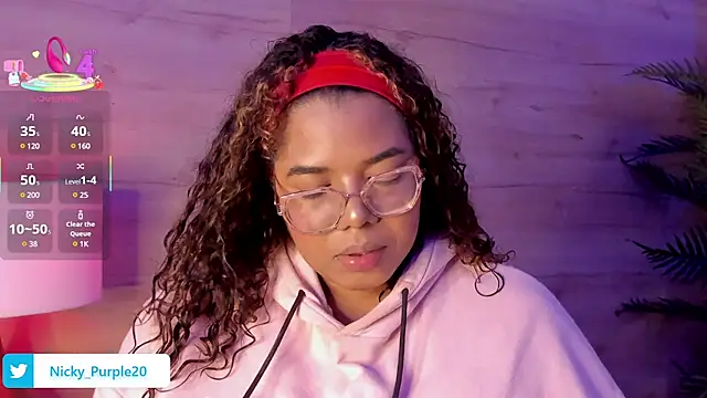  nickypurple  online show from 02-20-25, 12:04