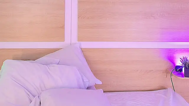  nickypurple  online show from 04-28-26, 07:08