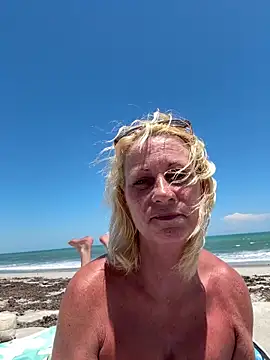 TiffaneyLove online show from 04-25-26, 05:43