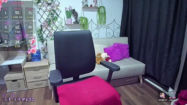 Snapshot of Lunlunera chatting on 01-11-25, 04:48 Lunlunera online show from 01-11-25, 04:48