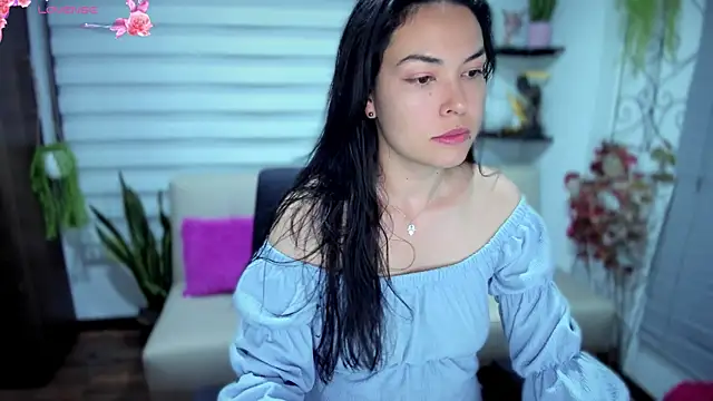 Snapshot of Lunlunera chatting on 09-30-25, 03:55 Lunlunera online show from 09-30-25, 03:55