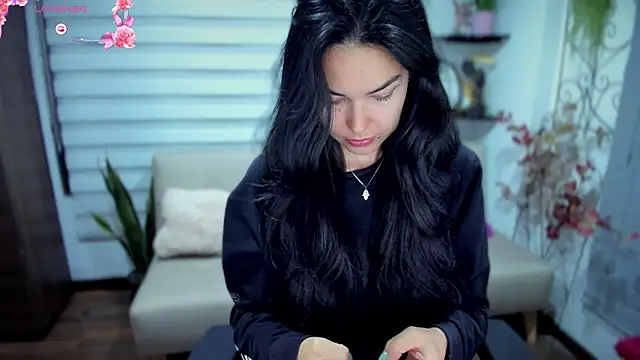 Snapshot of Lunlunera chatting on 10-14-25, 01:28 Lunlunera online show from 10-14-25, 01:28