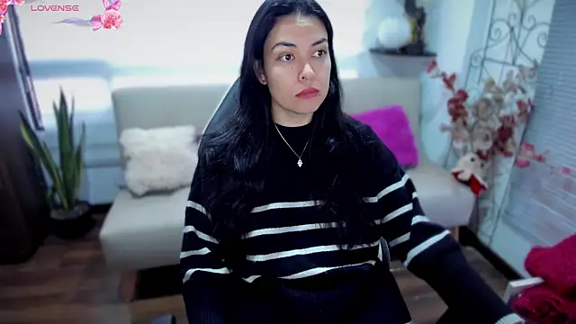 Snapshot of Lunlunera chatting on 10-26-25, 09:21 Lunlunera online show from 10-26-25, 09:21