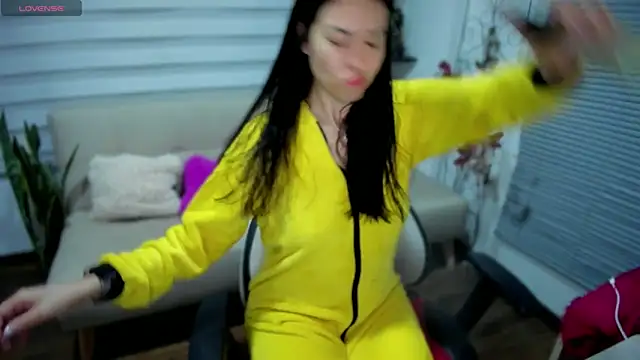 Lunlunera online show from 04-09-26, 05:18