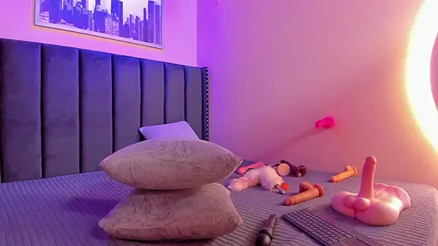 Snapshot of ashlye_miller_ chatting on 01-12-25, 10:12 ashlye miller online show from 01-12-25, 10:12