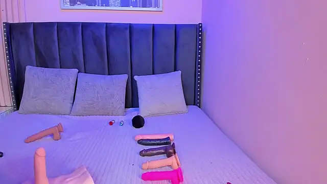 Snapshot of ashlye_miller_ chatting on 01-24-25, 03:43 ashlye miller online show from 01-24-25, 03:43