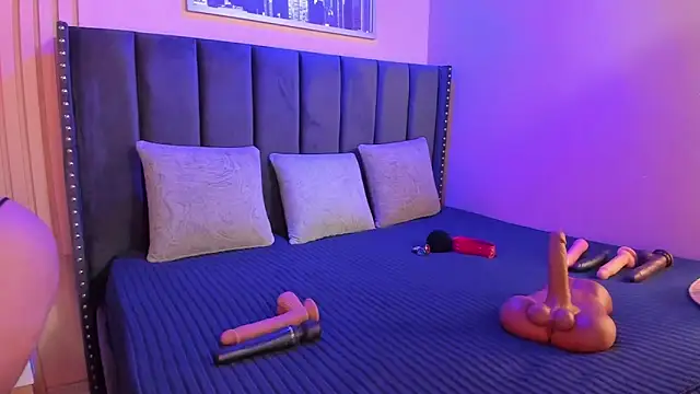 Snapshot of ashlye_miller_ chatting on 09-17-25, 04:14 ashlye miller online show from 09-17-25, 04:14