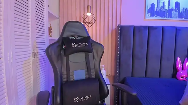 Snapshot of ashlye_miller_ chatting on 10-10-25, 04:22 ashlye miller online show from 10-10-25, 04:22