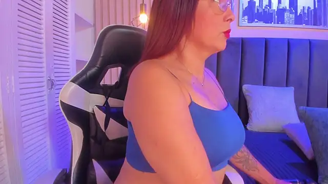 ashlye miller  online show from 03-20-26, 04:06