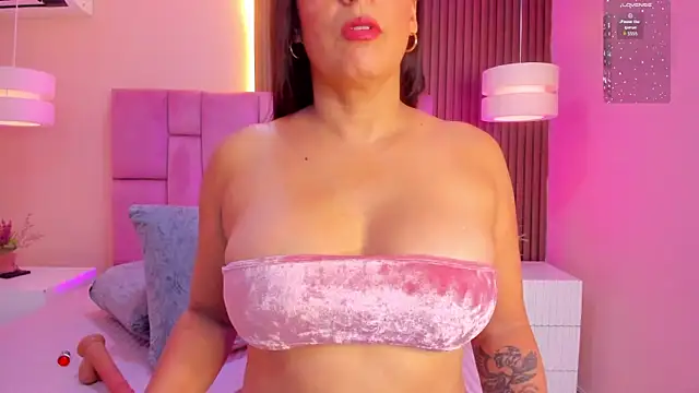 ashlye miller  online show from 04-28-26, 07:41