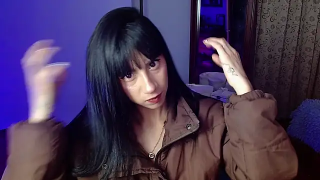 Snapshot of _holy_1 chatting on 11-23-25, 11:48 holy 1 online show from 11-23-25, 11:48