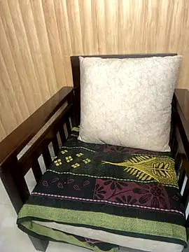 Priyana Chopra online show from 11-24-25, 05:29