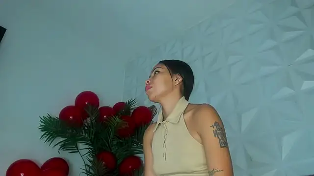 Hellen Sky online show from 01-16-26, 07:07