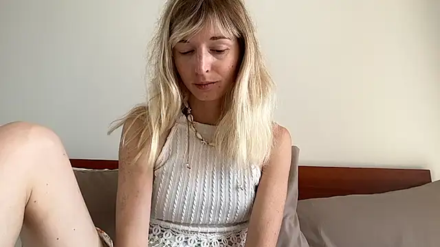 ivankai  online show from 03-03-26, 03:01