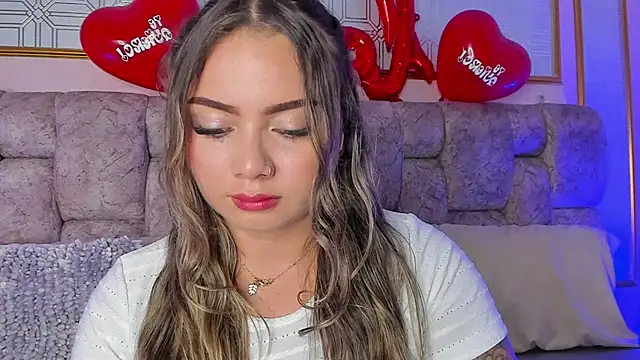 AnnyLopezz  online show from 02-17-25, 06:53
