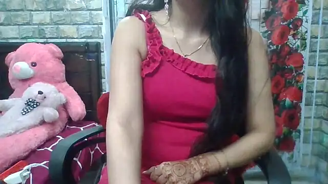 Snapshot of Sexy_iknoor chatting on 02-20-26, 06:26 Sexy iknoor online show from 02-20-26, 06:26