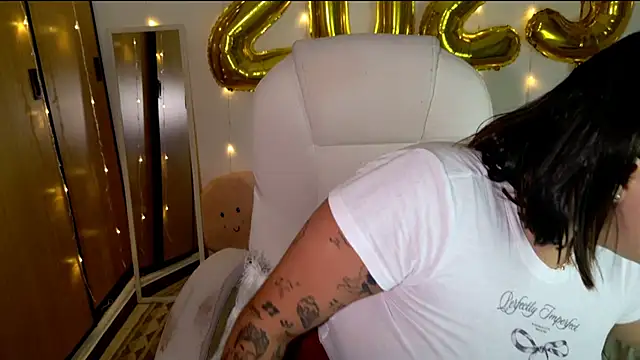 bigbooty-30 online show from 01-05-25, 01:35