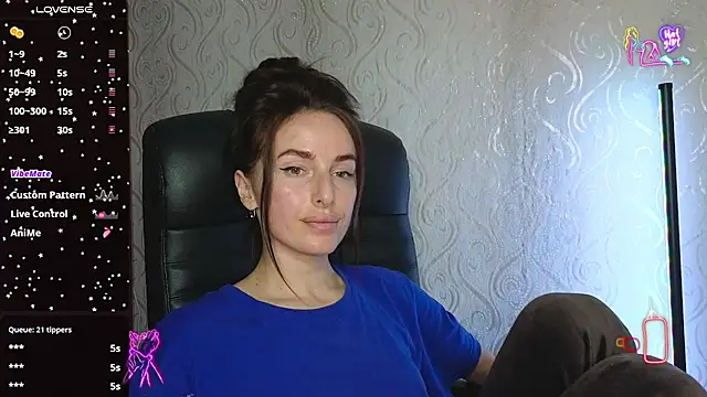 xx adrihanna xx online show from 06-05-26, 06:57