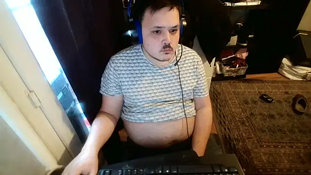 Snapshot of Bebemickey75 chatting on 02-20-25, 04:36 Bebemickey75 online show from 02-20-25, 04:36