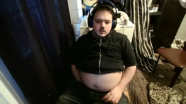 Snapshot of Bebemickey75 chatting on 02-26-25, 04:24 Bebemickey75 online show from 02-26-25, 04:24