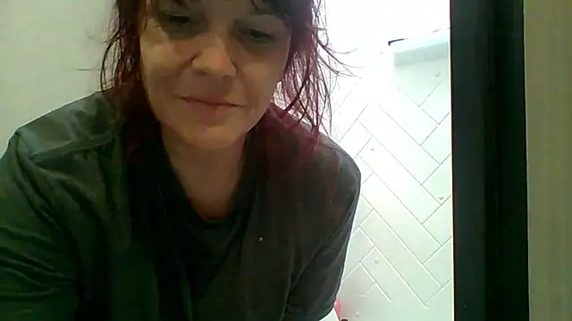 spundarella420 online show from 12-17-24, 03:39