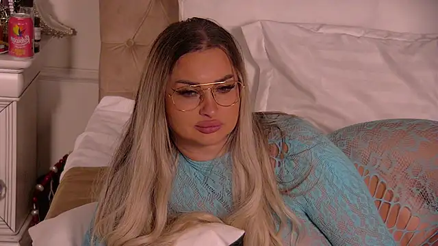 Denisse Perry online show from 03-27-26, 11:04