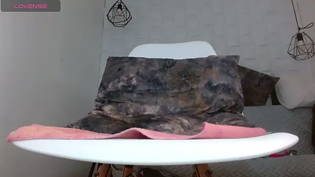 wendy rivera  online show from 01-09-25, 11:36