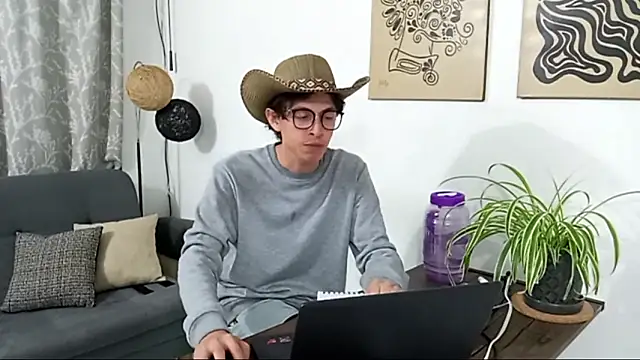 Norehg online show from 10-31-25, 08:04