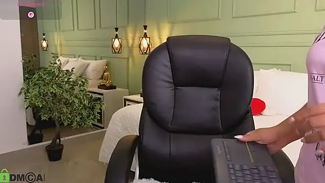 kataliina   online show from 02-03-26, 11:37