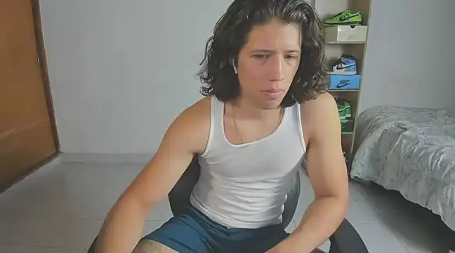 imtonny19 online show from 03-23-25, 02:04