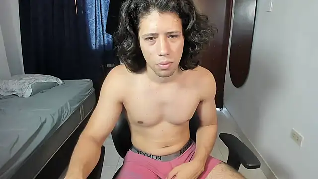 imtonny19 online show from 04-11-26, 03:38