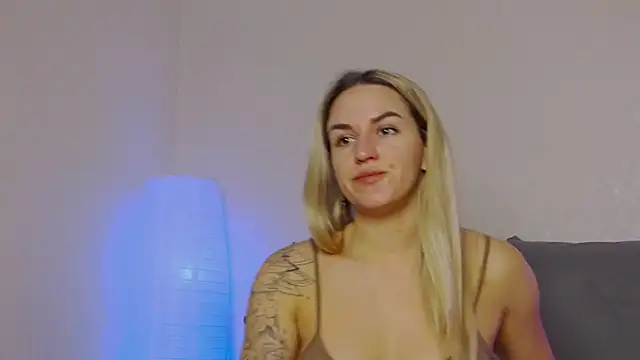 SofiJames online show from 12-06-24, 06:04