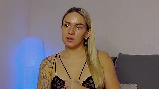 SofiJames online show from 12-09-24, 09:17