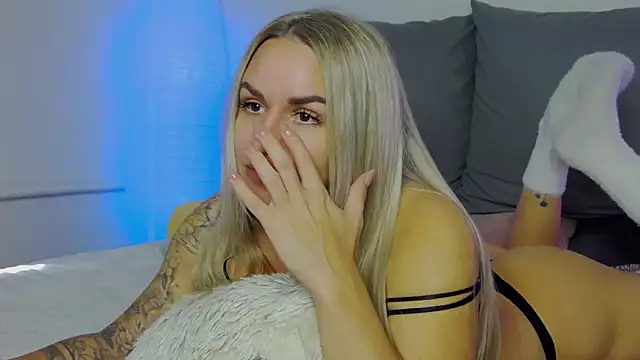 SofiJames online show from 09-13-25, 06:46