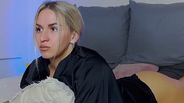 SofiJames online show from 10-08-25, 06:55