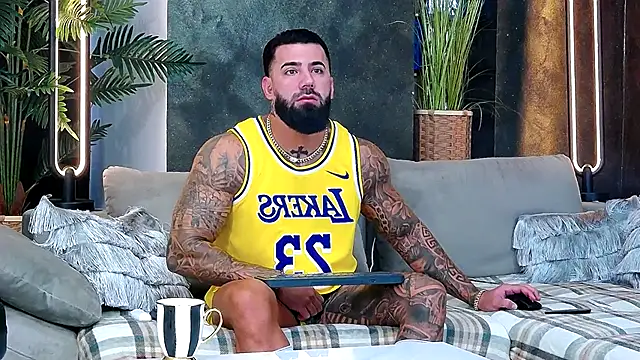 masterkingofmusclee online show from 11-10-25, 08:46