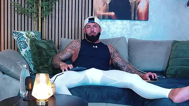 masterkingofmusclee online show from 05-12-26, 07:05