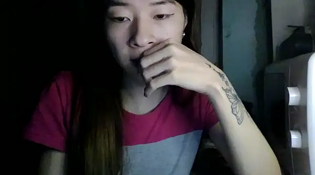 Snapshot of CarlyJoy chatting on 02-16-25, 01:49 CarlyJoy online show from 02-16-25, 01:49