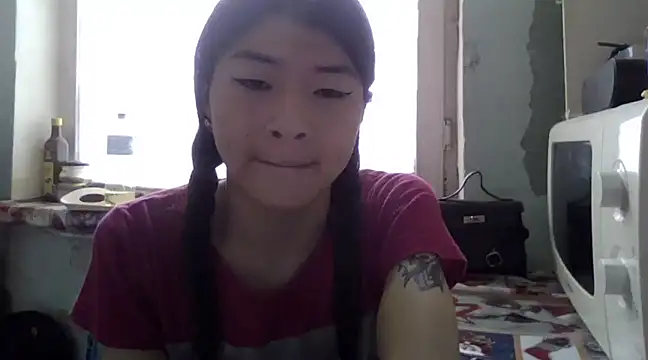 Snapshot of CarlyJoy chatting on 02-19-25, 10:56 CarlyJoy online show from 02-19-25, 10:56