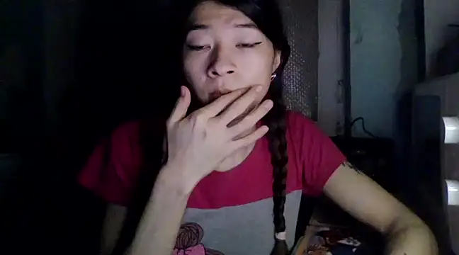Snapshot of CarlyJoy chatting on 02-19-25, 02:01 CarlyJoy online show from 02-19-25, 02:01