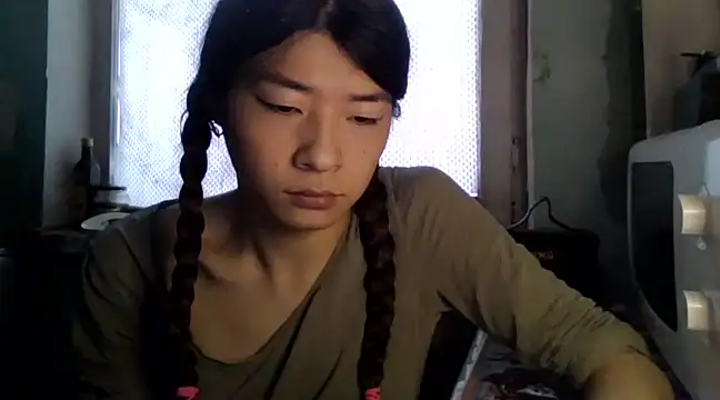 Snapshot of CarlyJoy chatting on 02-26-25, 12:25 CarlyJoy online show from 02-26-25, 12:25