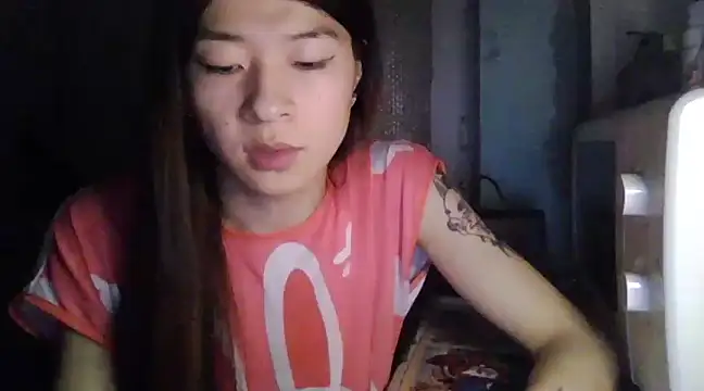 Snapshot of CarlyJoy chatting on 02-28-25, 06:20 CarlyJoy online show from 02-28-25, 06:20