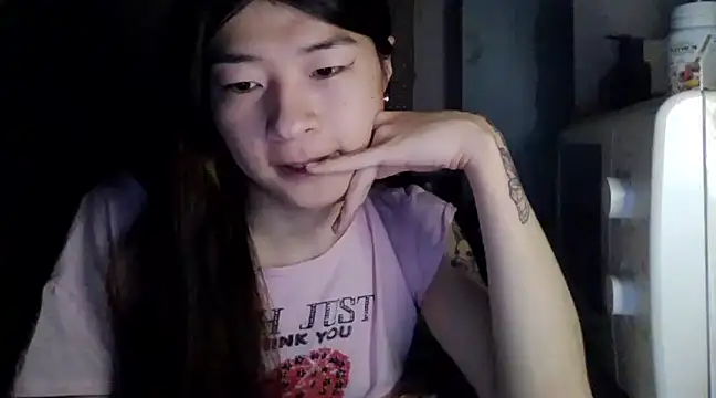 Snapshot of CarlyJoy chatting on 03-15-25, 03:16 CarlyJoy online show from 03-15-25, 03:16