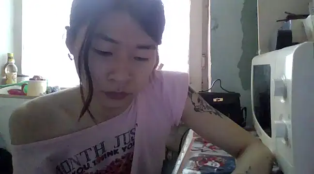 Snapshot of CarlyJoy chatting on 03-22-25, 12:35 CarlyJoy online show from 03-22-25, 12:35