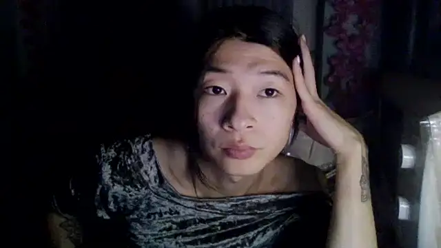 Snapshot of CarlyJoy chatting on 09-19-25, 02:51 CarlyJoy online show from 09-19-25, 02:51