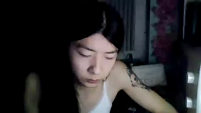 CarlyJoy online show from 04-25-26, 03:20