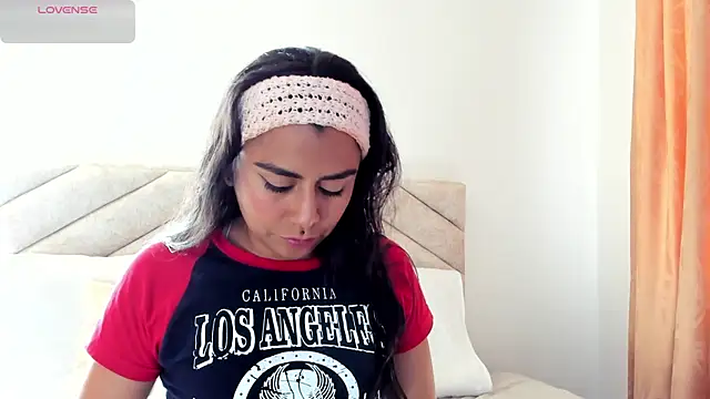 im amber online show from 12-03-24, 01:10