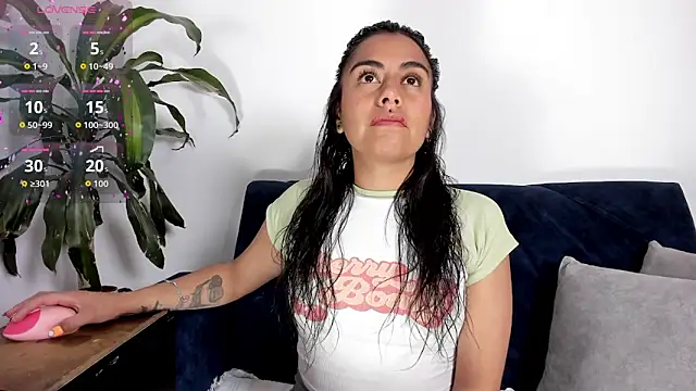 im amber online show from 10-02-25, 01:51