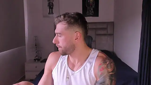 paul rogerr online show from 10-19-25, 01:56